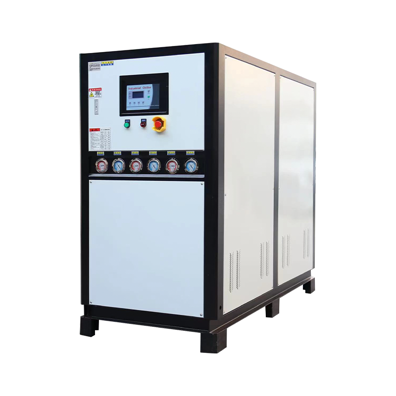 Watergekoelde cryogene koelmachine